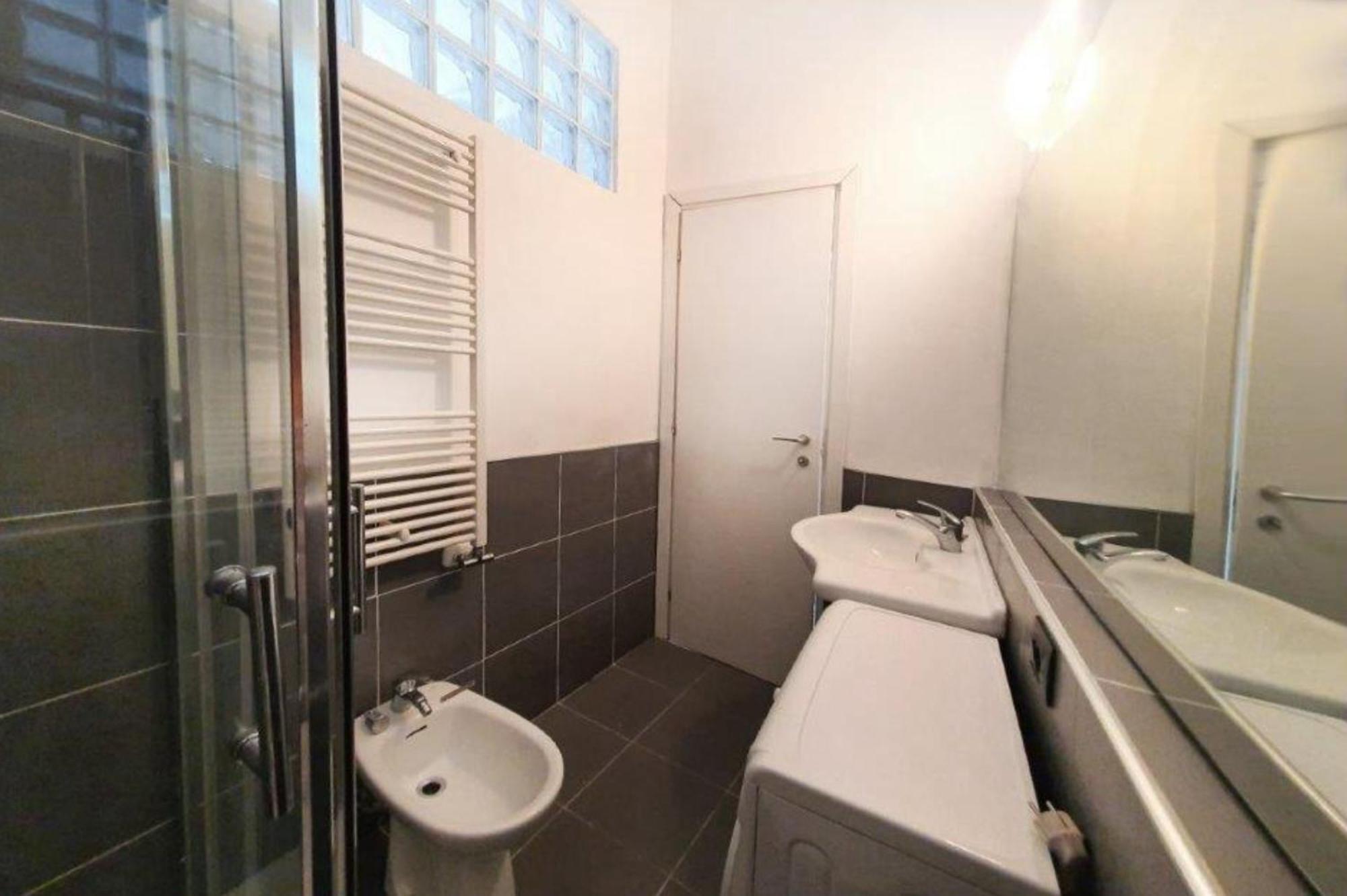 Convenienza E Ottimo Collegamento Coi Mezzi - Imbriani Urban Retreat Apartment Milan Bagian luar foto